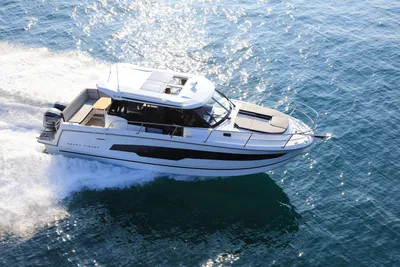 2021 Jeanneau MF 1095 Coupe