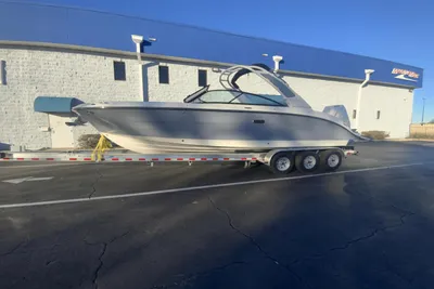 Sea Ray SDX 270 Outboard