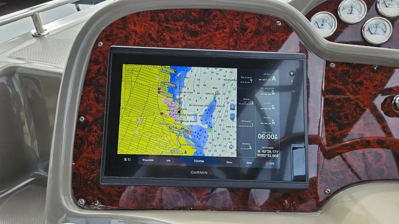  Yacht Photos Pics Garmin navigation system on 2007 Regal 3760 Commodore boat dashboard.