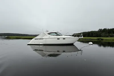 Tiara Yachts Sovran