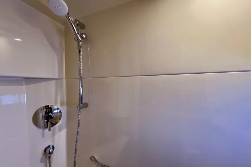 Mariner Yacht Photos Pics 