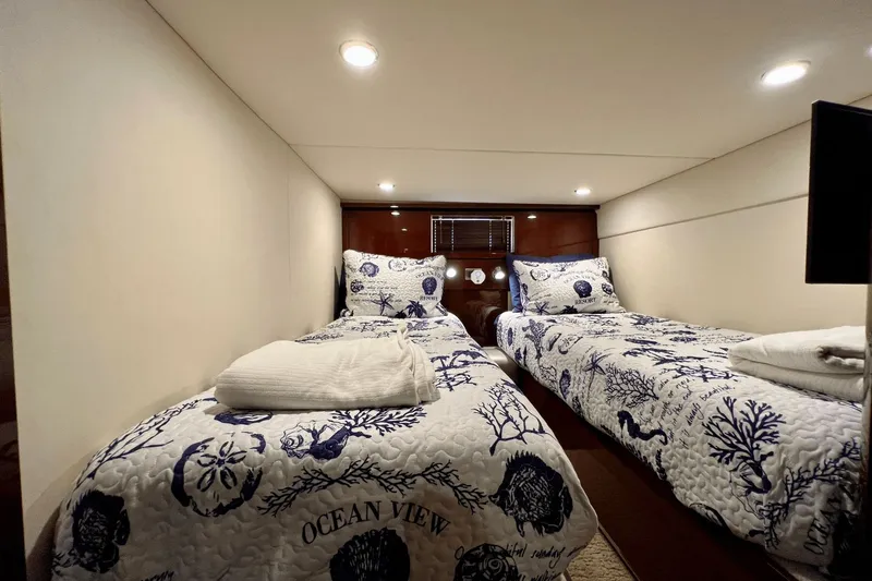 Mariner Yacht Photos Pics 