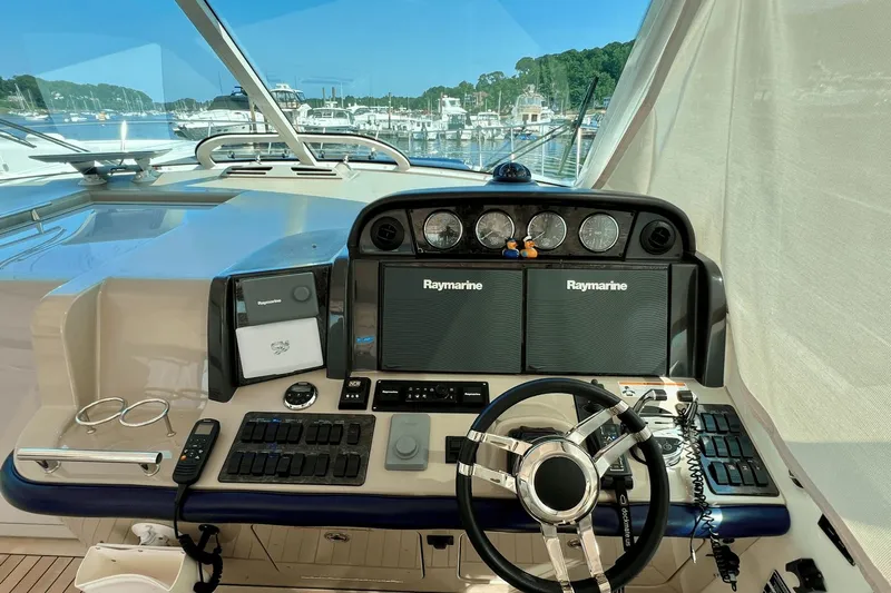 Mariner Yacht Photos Pics 