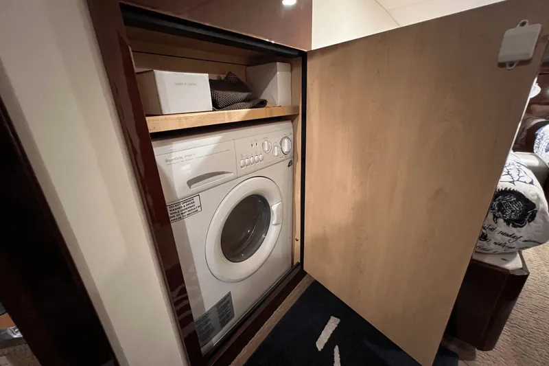 Mariner Yacht Photos Pics 