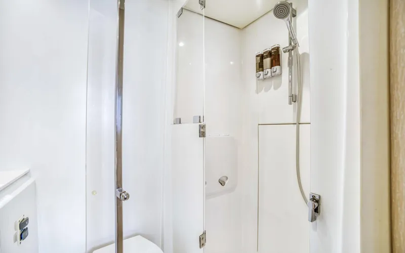 Dream Beauty Yacht Photos Pics Modern shower in 2020 Lagoon 620 yacht, featuring sleek design and chrome fixtures.