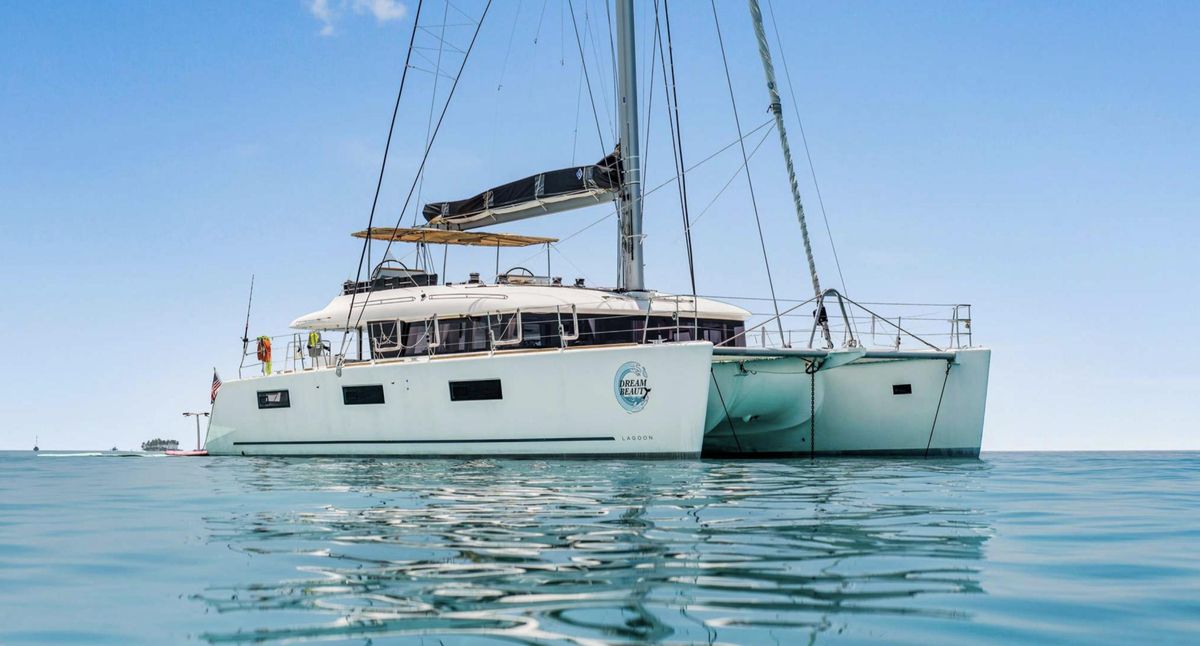 2020 Lagoon 62 