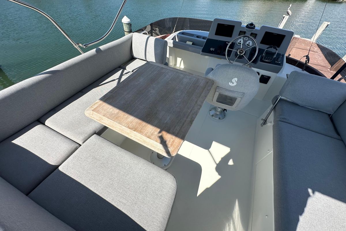 2021 Beneteau 44 