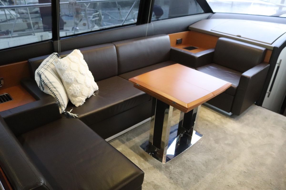 2015 Prestige 55 