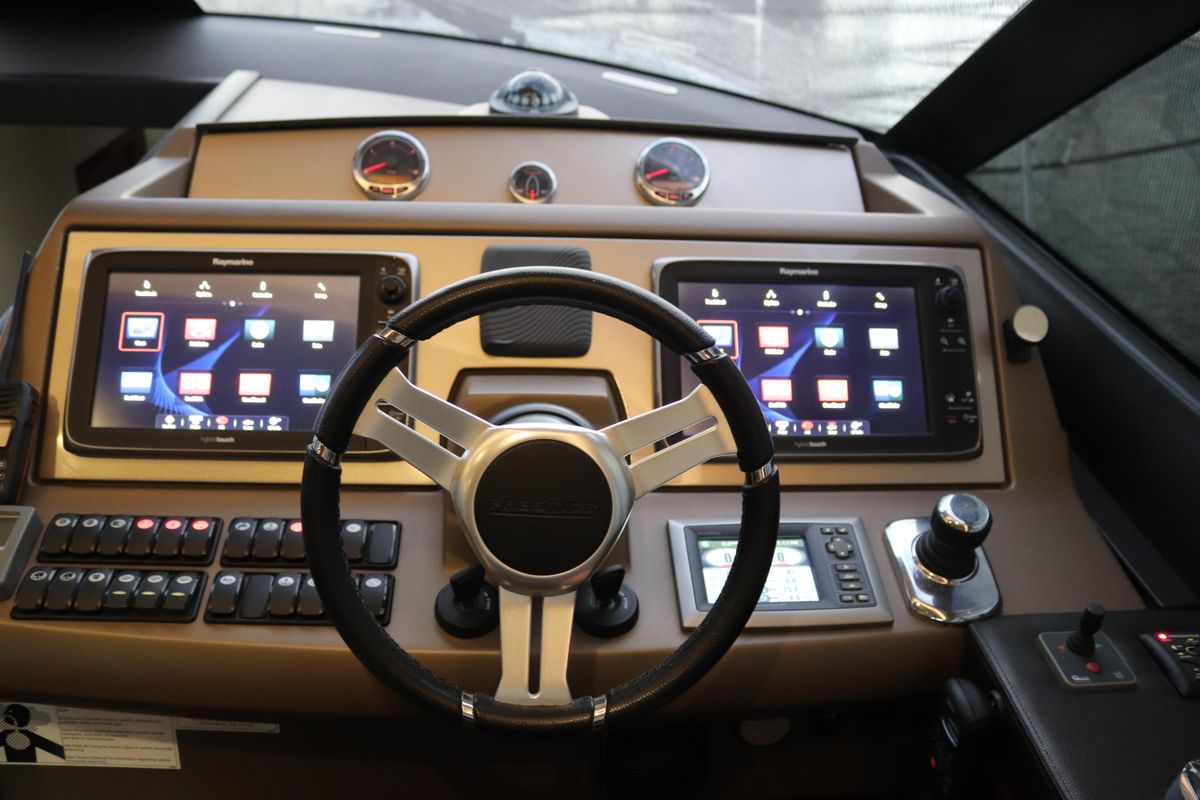 2015 Prestige 55 