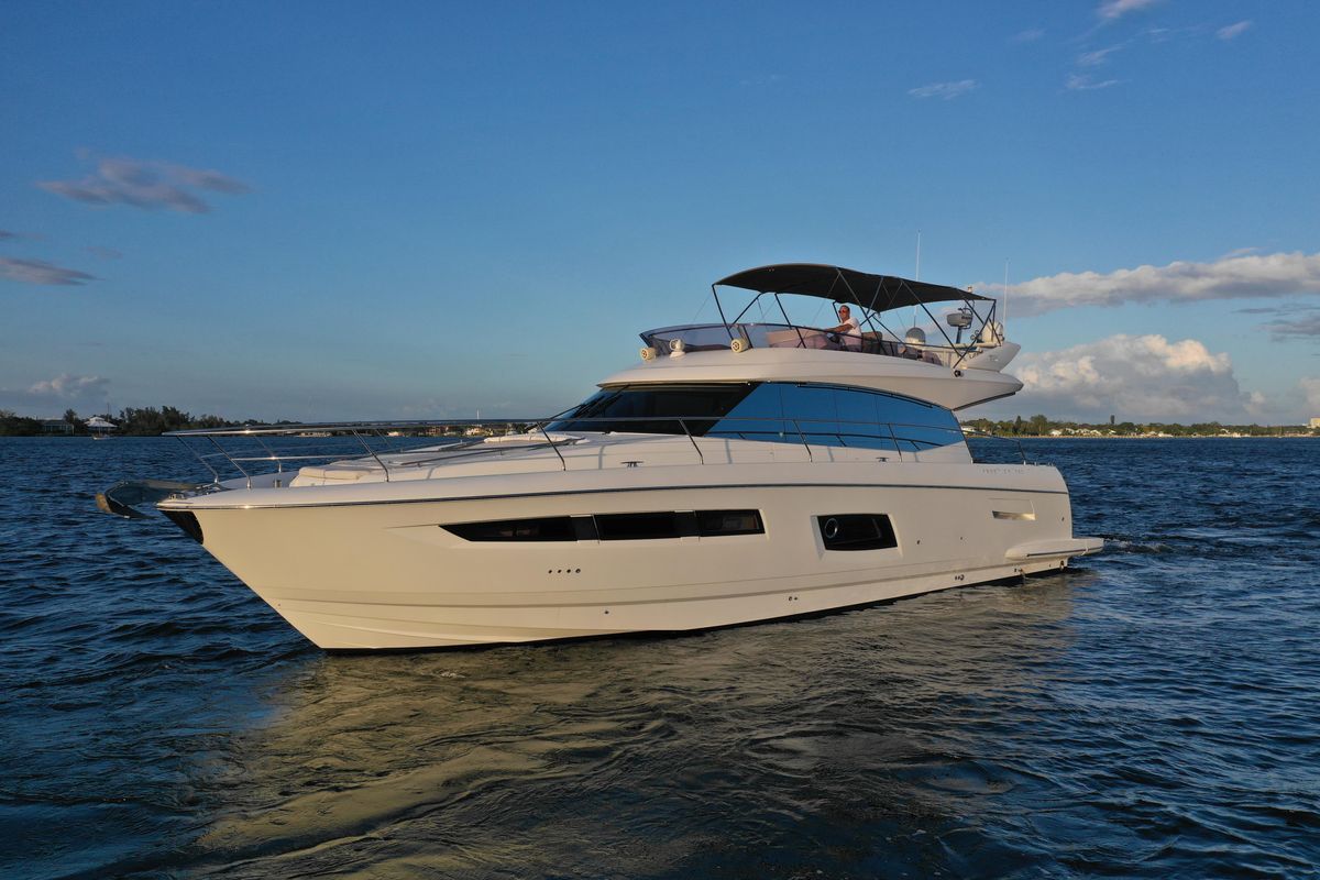2015 Prestige 55 