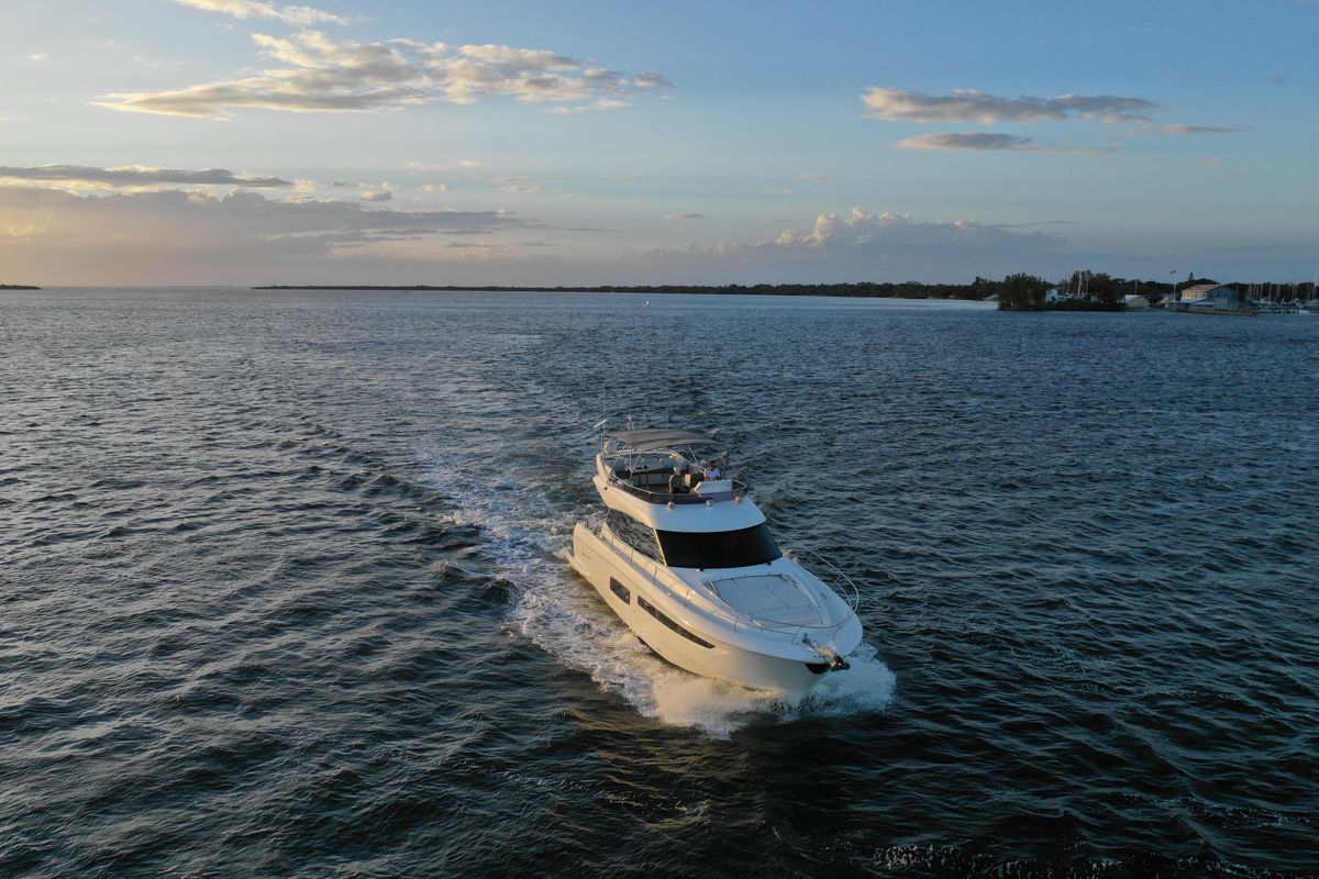 2015 Prestige 55 