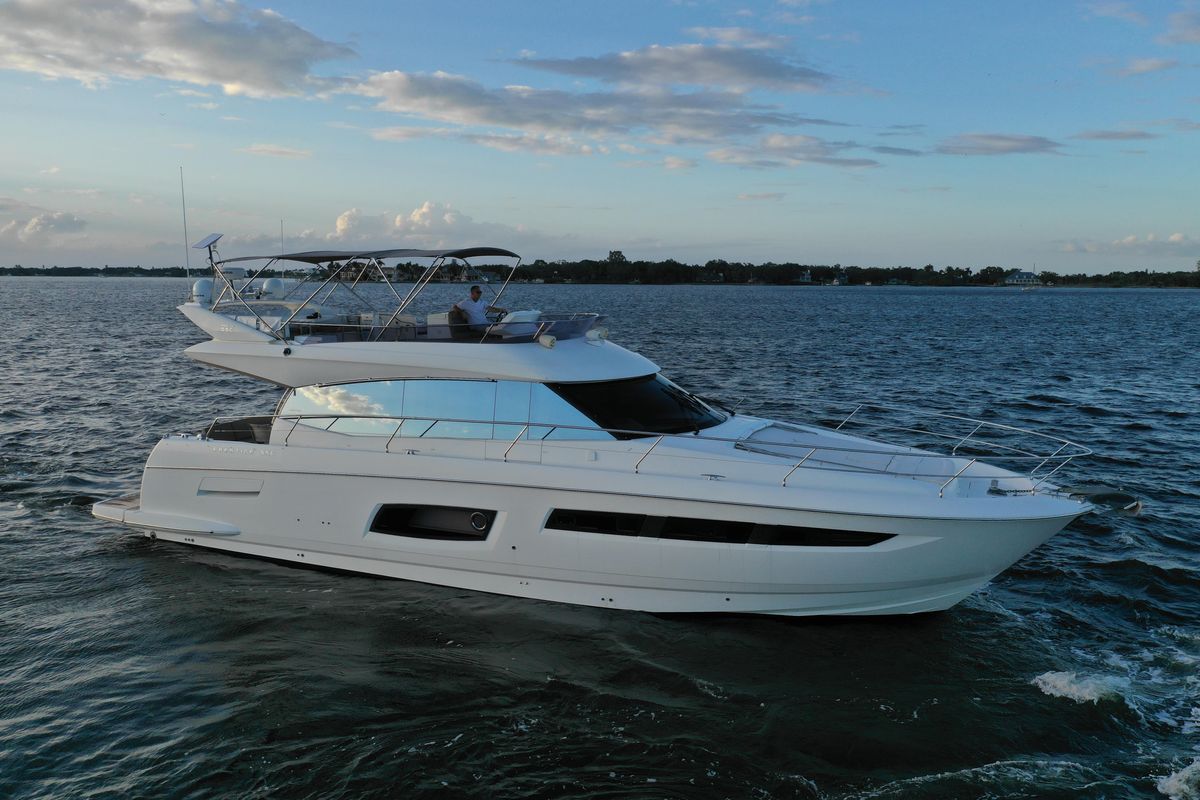 2015 Prestige 55 