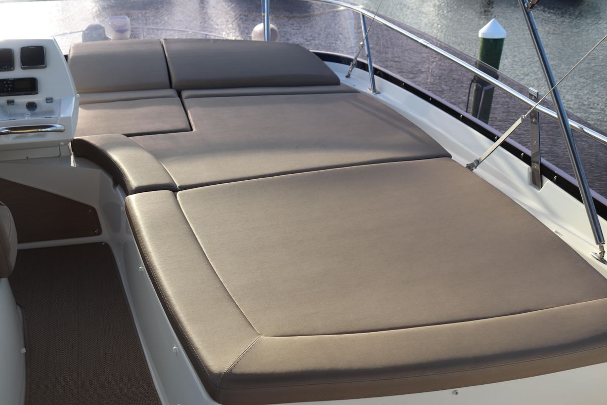 2015 Prestige 55 