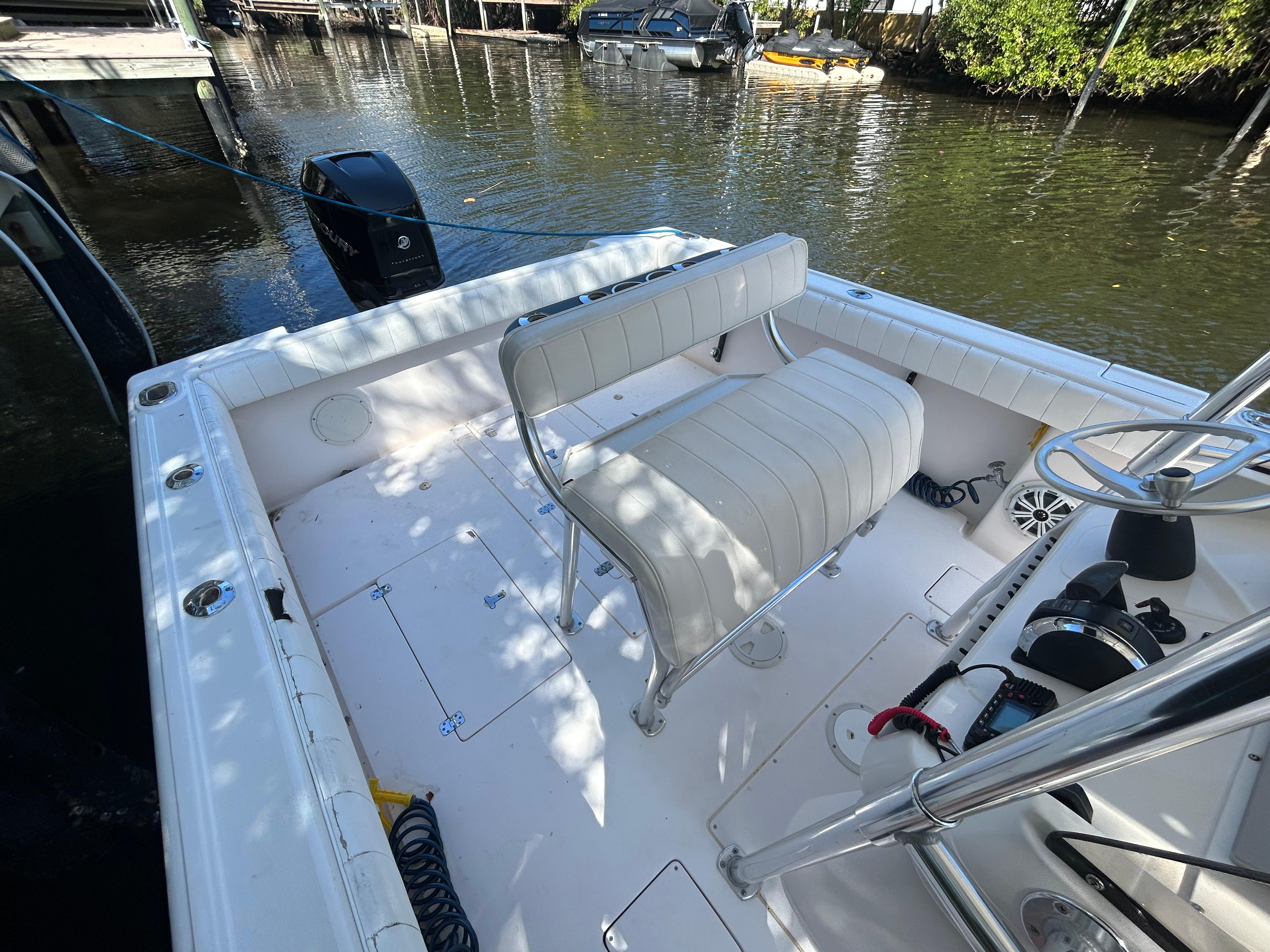 1999 Intrepid 262 Centre Console for sale - YachtWorld