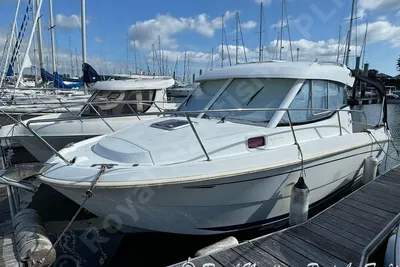 2010 Beneteau Antares 750 HB