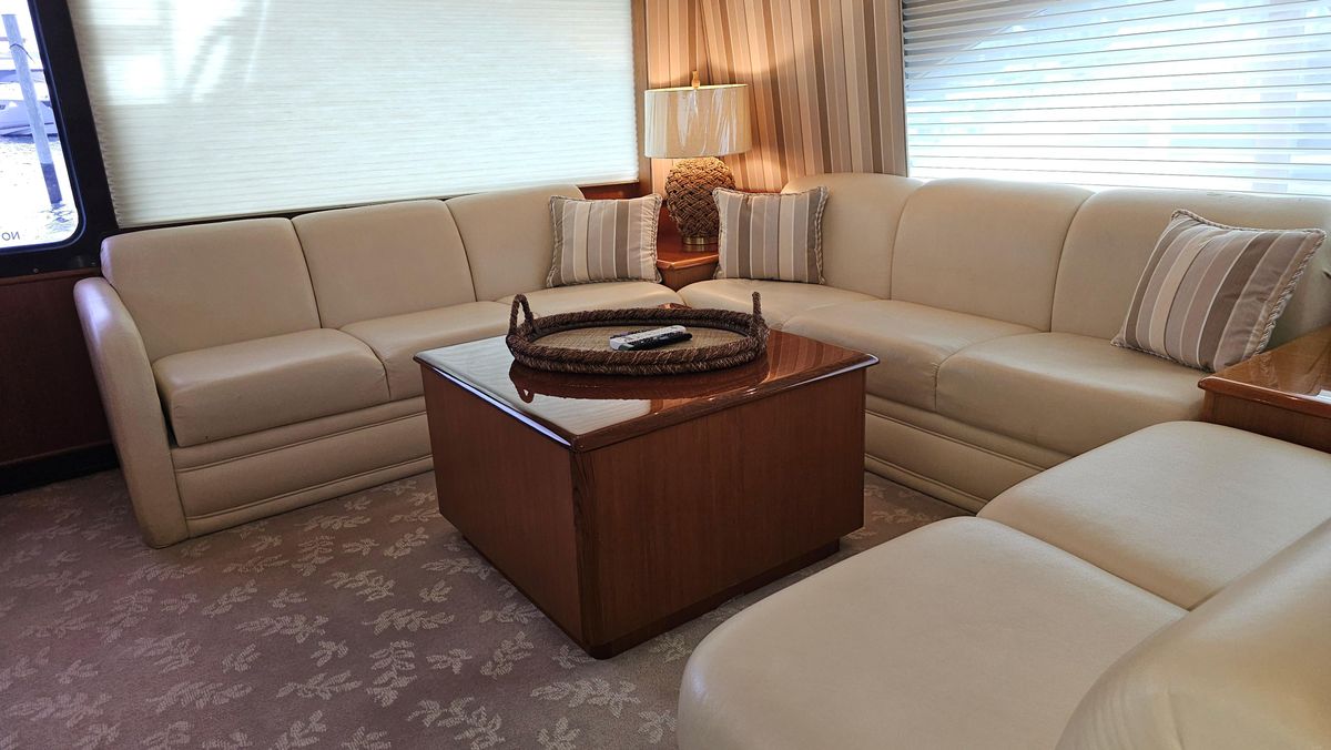 2000 Ocean Yachts 70 