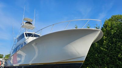 Yacht