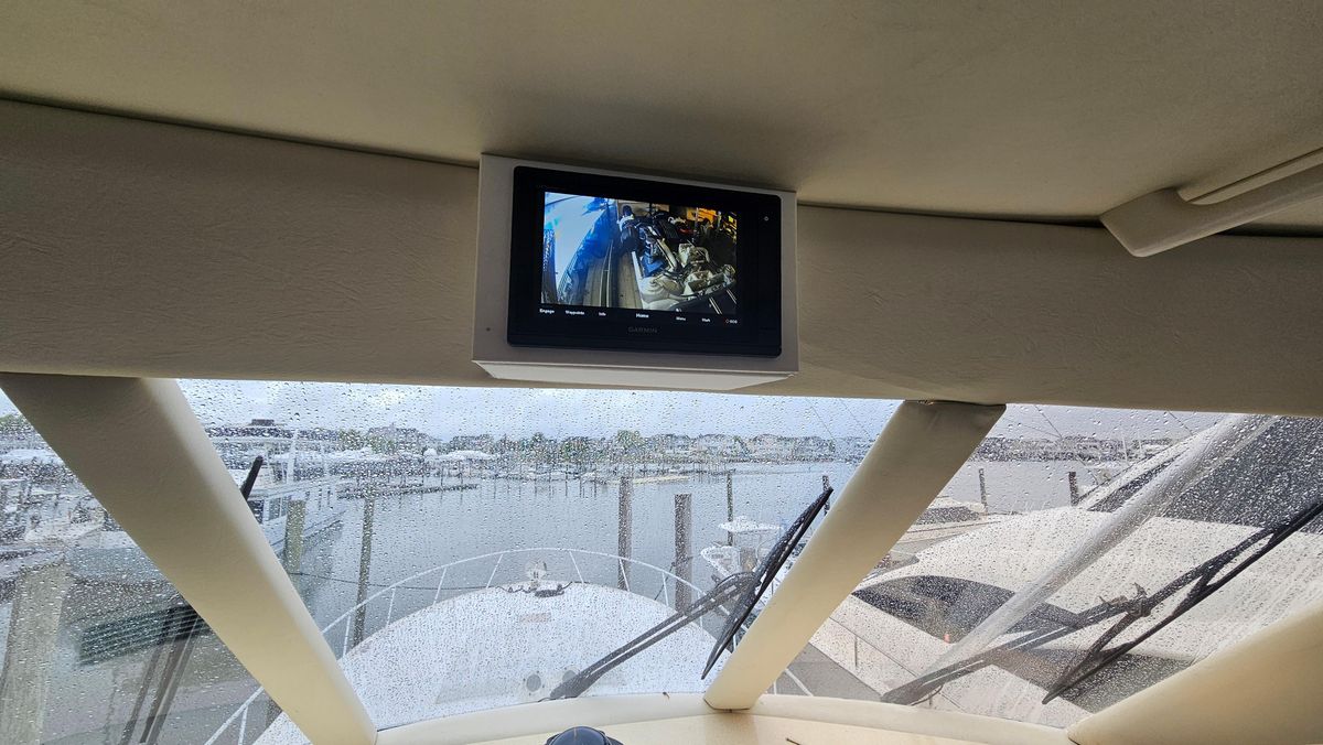 2000 Ocean Yachts 70 