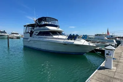 Sea Ray 410 Aft Cabin