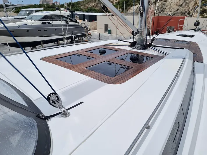 Bella Donna Yacht Photos Pics 