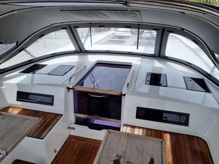 Bella Donna Yacht Photos Pics 