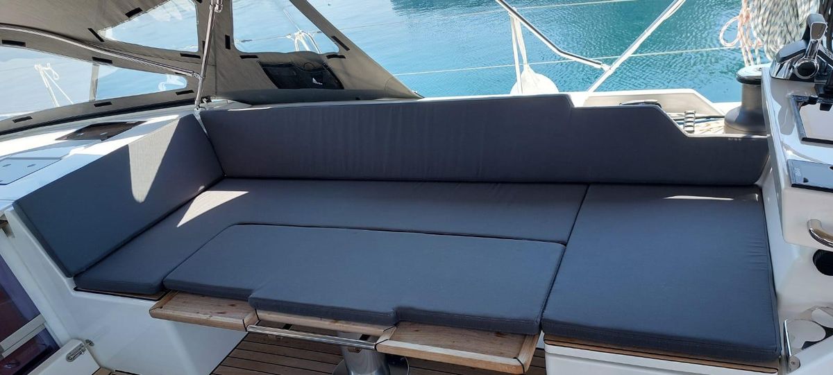 2023 Bavaria 54 