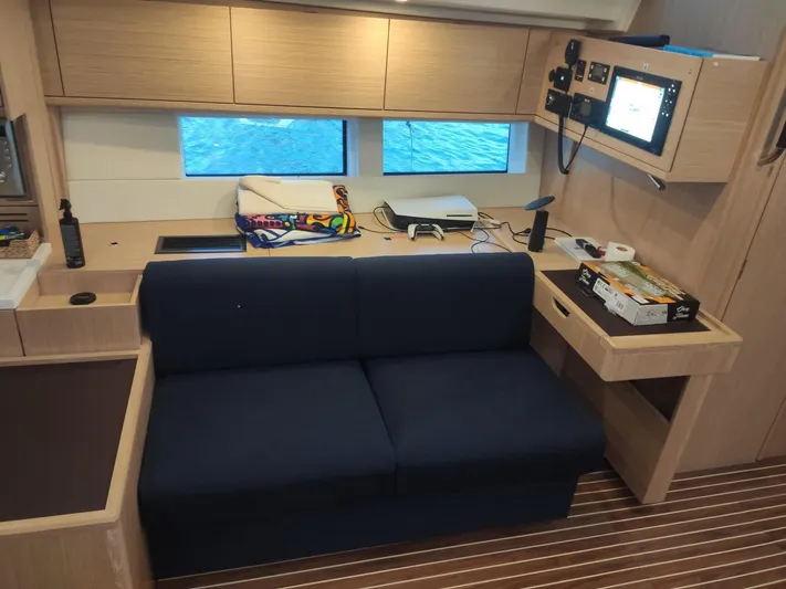 Bella Donna Yacht Photos Pics 