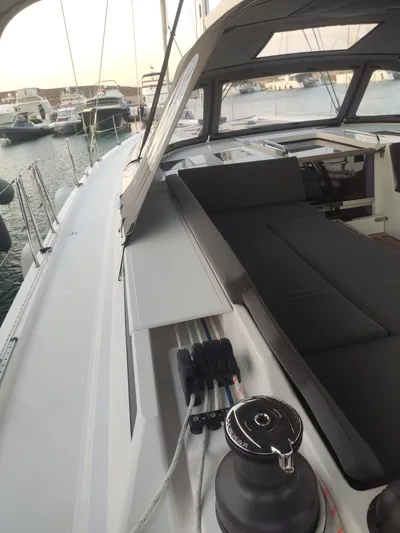 Bella Donna Yacht Photos Pics 