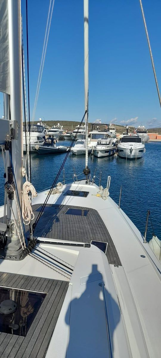 2023 Bavaria 54 