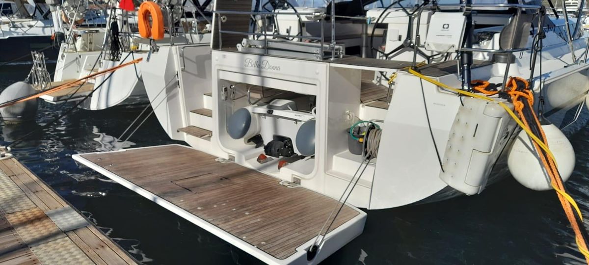 2023 Bavaria 54 