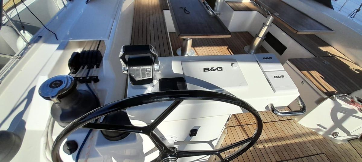2023 Bavaria 54 