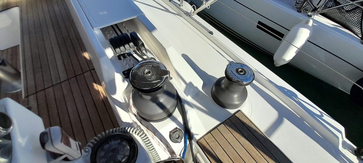 2023 Bavaria 54 