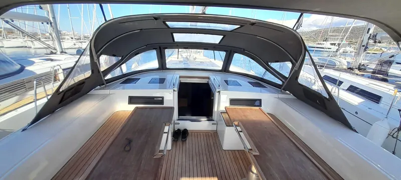 Bella Donna Yacht Photos Pics 