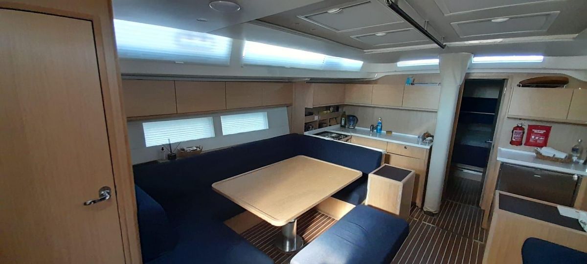 2023 Bavaria 54 