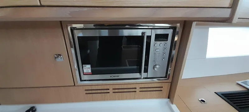 Bella Donna Yacht Photos Pics 