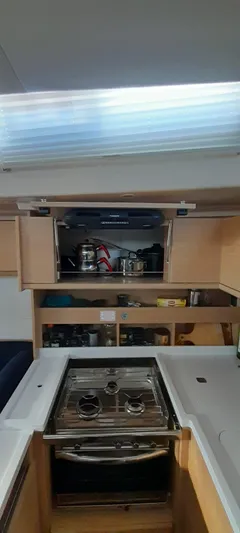 Bella Donna Yacht Photos Pics 