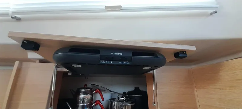 Bella Donna Yacht Photos Pics 