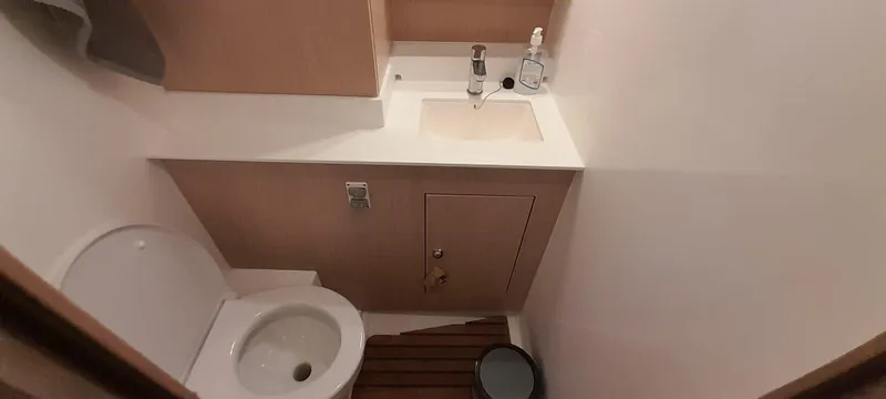 Bella Donna Yacht Photos Pics 