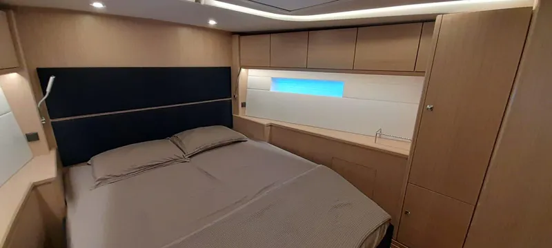 Bella Donna Yacht Photos Pics 