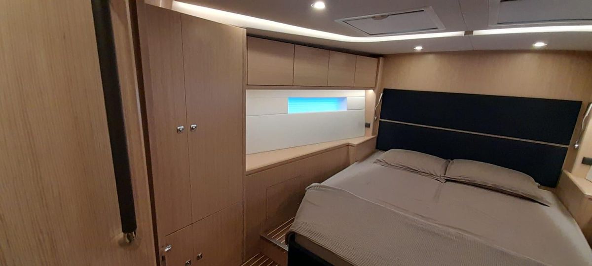 2023 Bavaria 54 