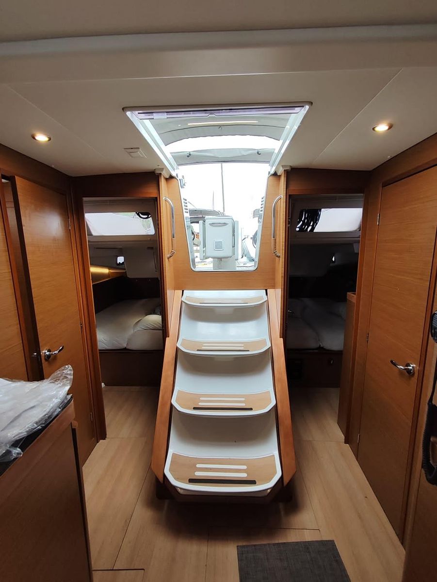 2018 Jeanneau 48 