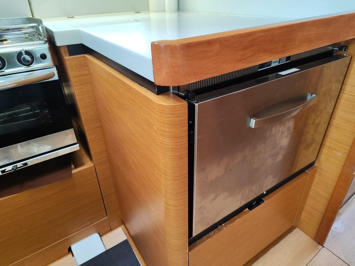 2018 Jeanneau 48 