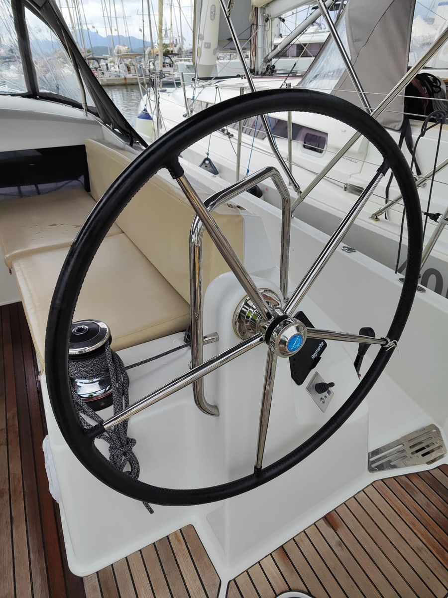 2018 Jeanneau 48 