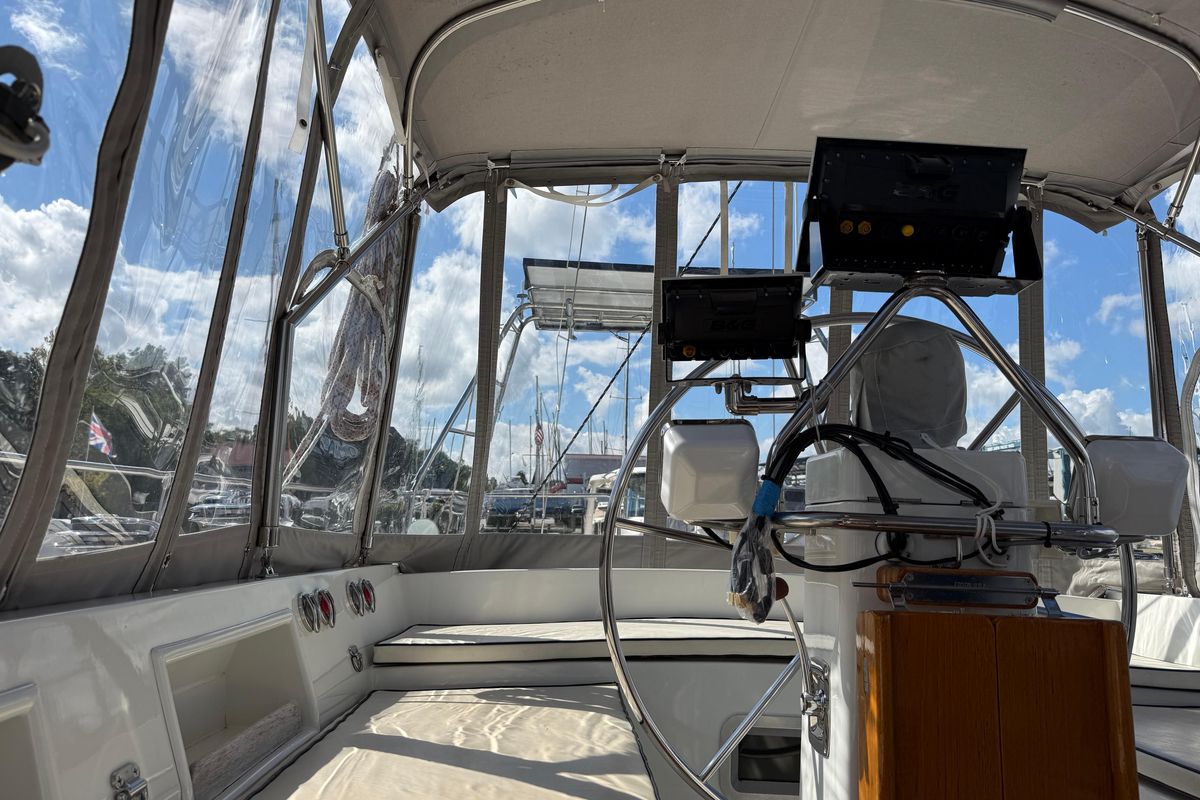 1984 Tayana 55 