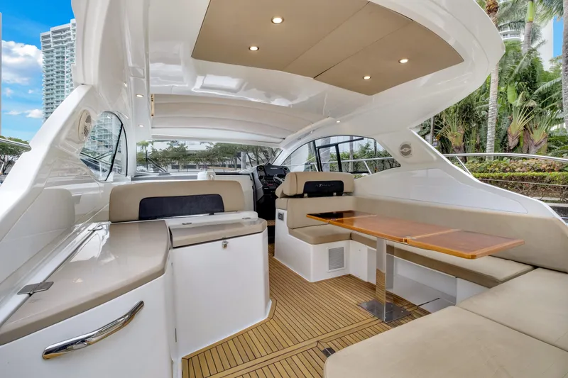 Eyiii Yacht Photos Pics 