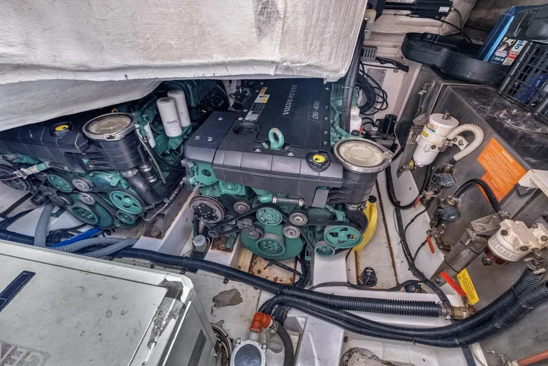 Eyiii Yacht Photos Pics 