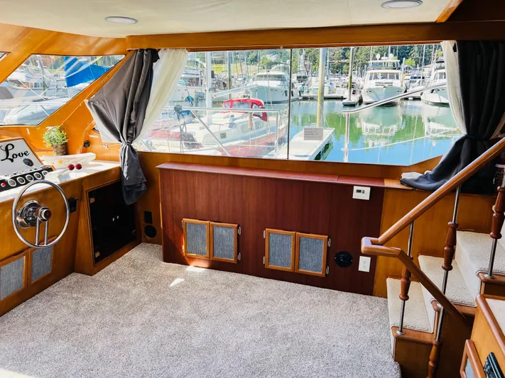 Rough Life Yacht Photos Pics 