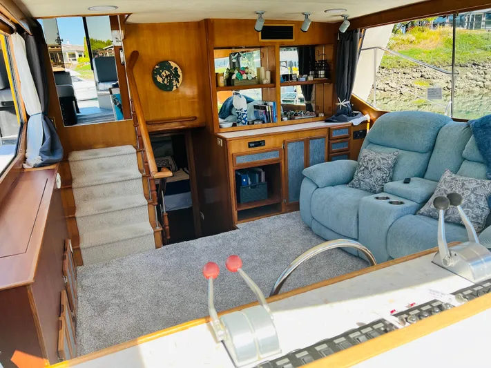 Rough Life Yacht Photos Pics 