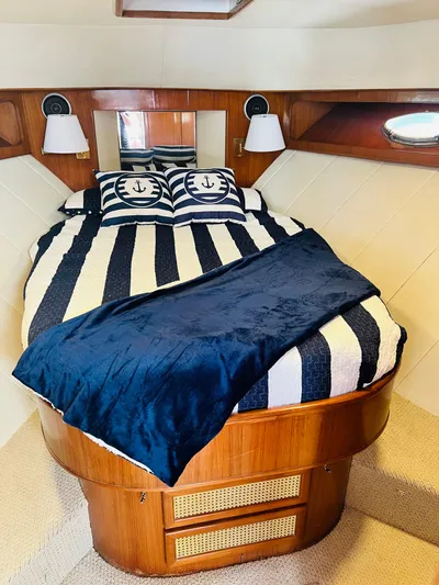 Rough Life Yacht Photos Pics 