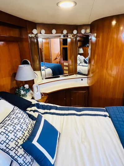 Rough Life Yacht Photos Pics 